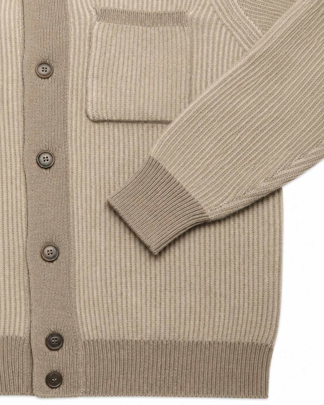 Beiges Overshirt aus Merinowolle und Kaschmir