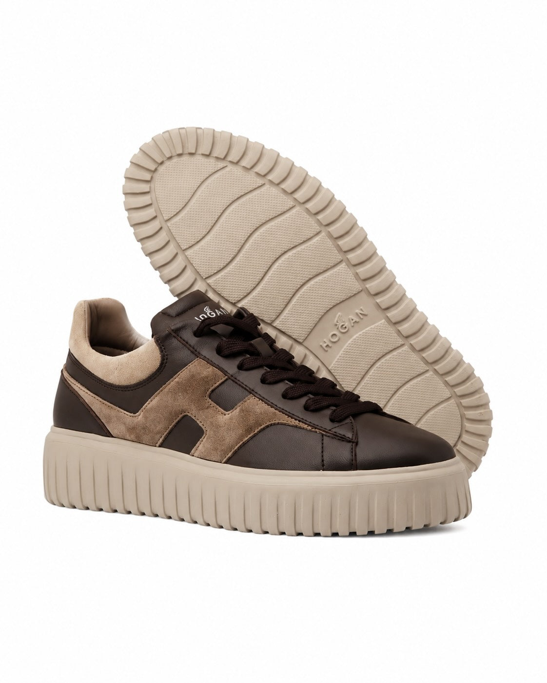 Dunkelbrauner Ledersneaker mit beigem H-Einsatz