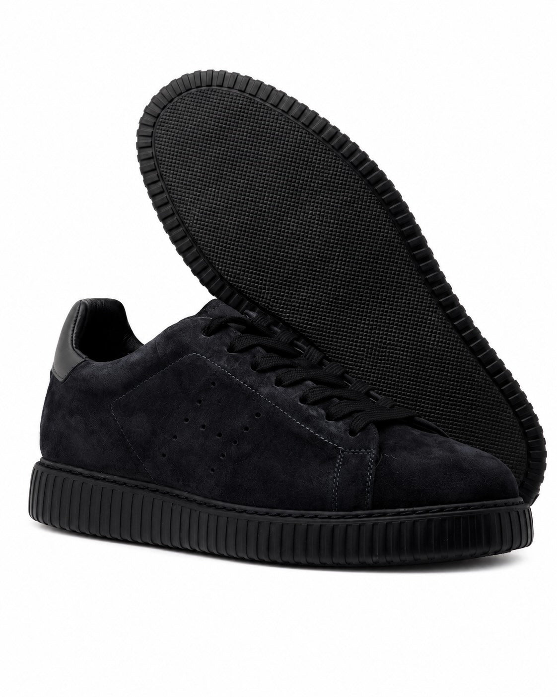 Dunkelblauer Low-Top-Sneaker mit perforierter Seitenpartie