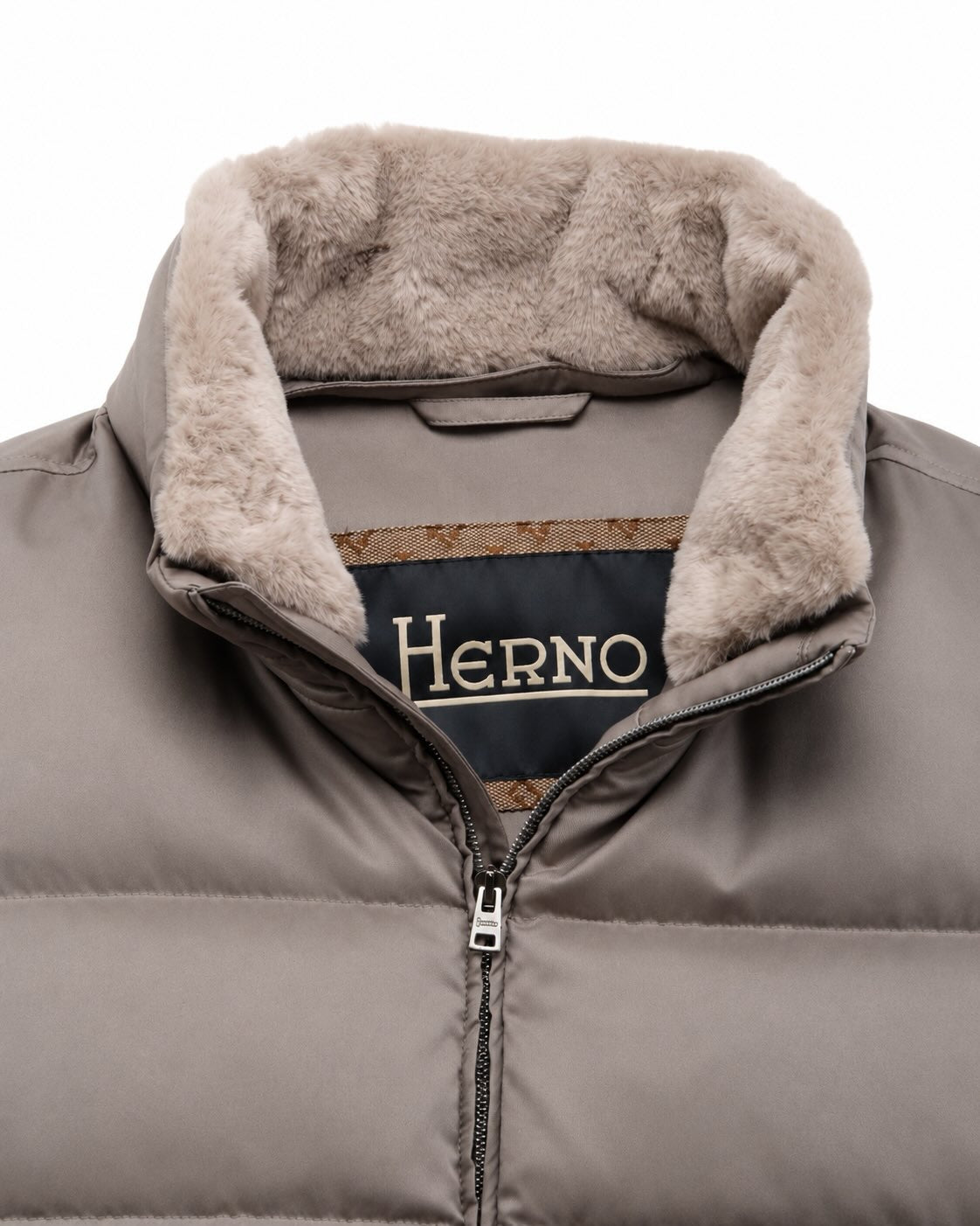 Quilted Gilet with Fur Collar in Beige