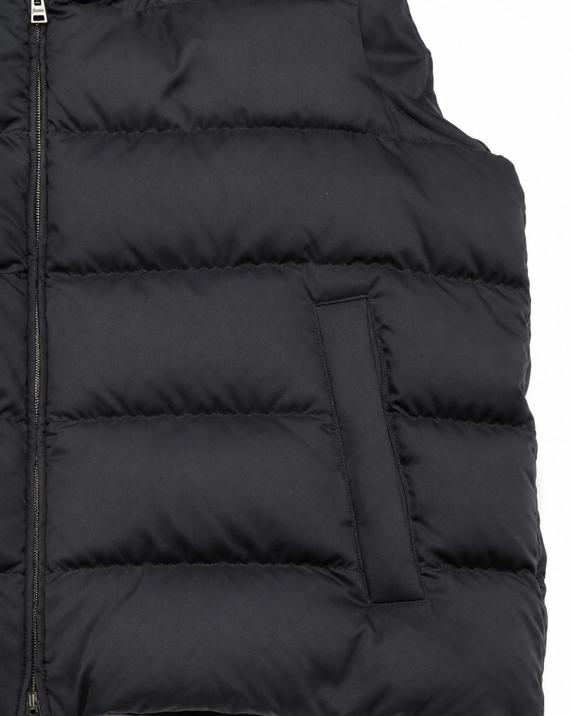 Stepp-Gilet in Dunkelblau mit kontrastierendem Kragen