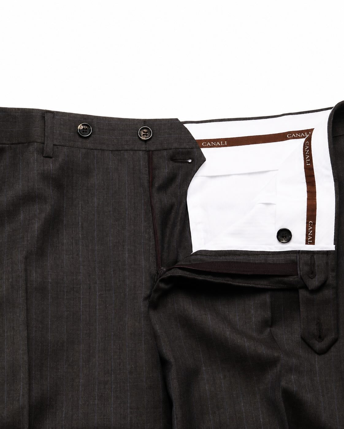 Men's suit made of 100% wool
