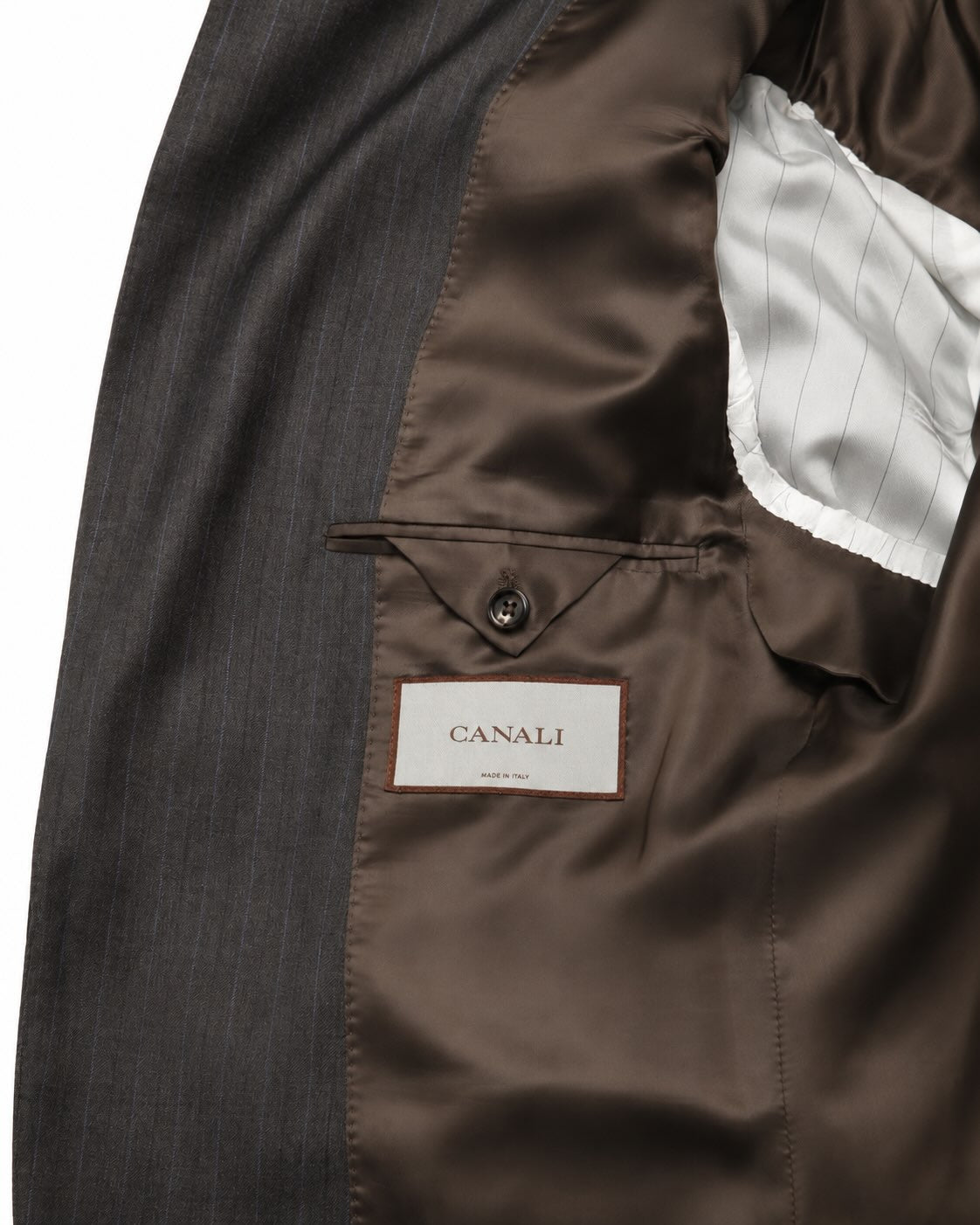 Men's suit made of 100% wool