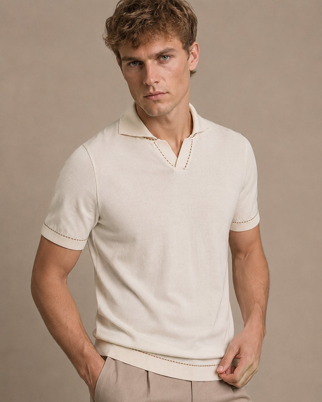 Knitted buttonless polo shirt in cotton in relaxed fit