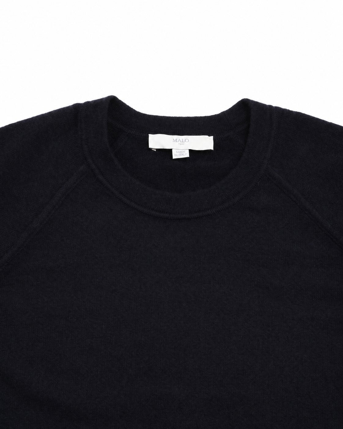 Dunkelblauer Kaschmirpullover mit Raglanärmeln